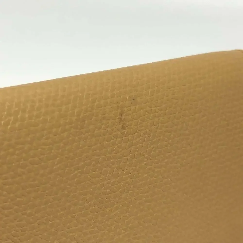 CHANEL Cream Leather Wallet